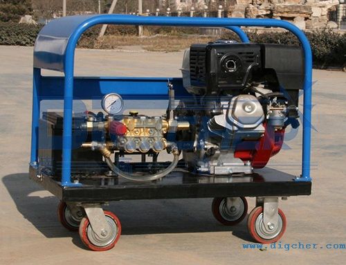 DI9018GM太陽能電池板移動清洗單機